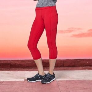 LULULEMON Speed Up Crop *21" in Flamenco Red 4